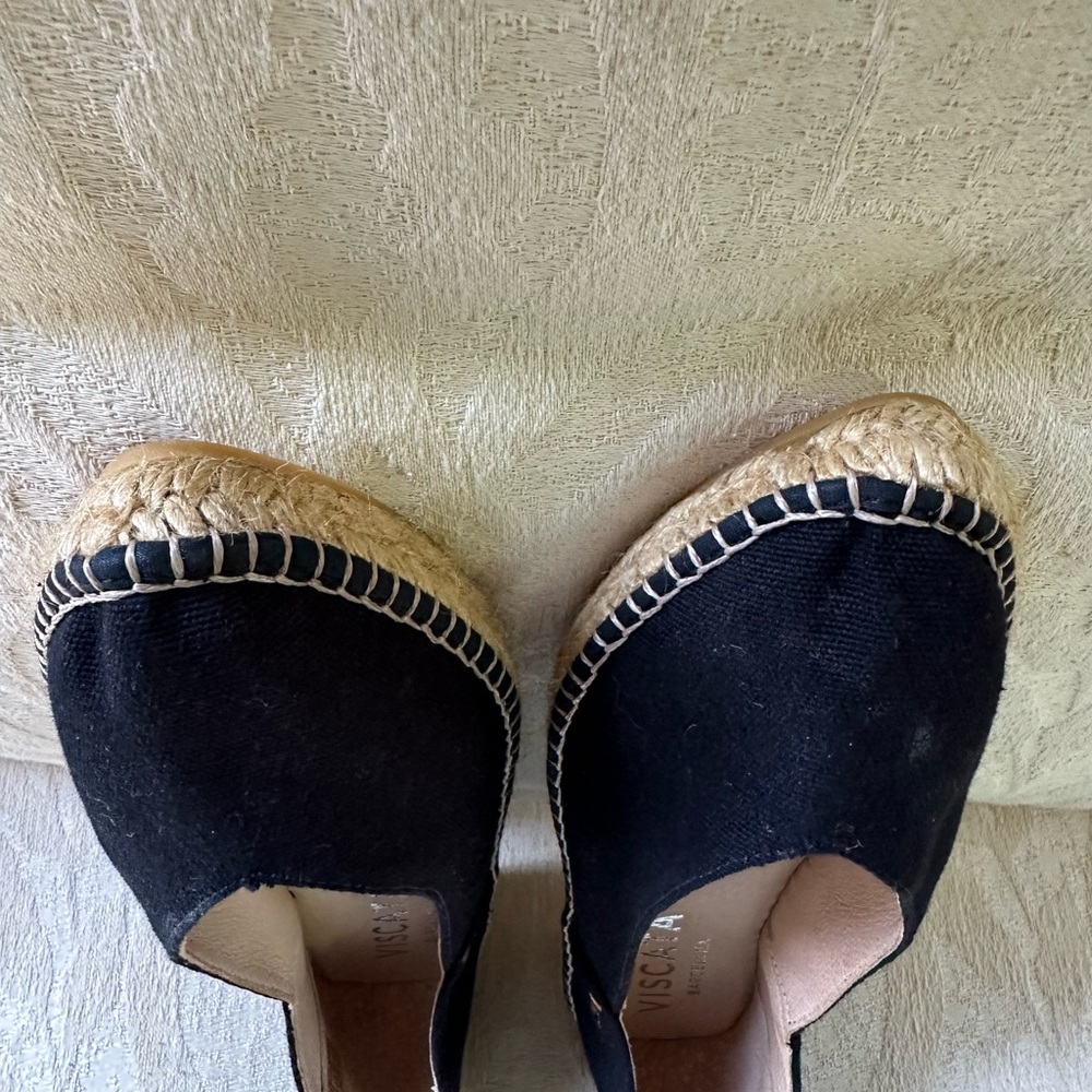 NWOT‎ VISCATA BARCELONA ESPADRILLE  
Women's Black Espadrilles - Picture 6 of 9